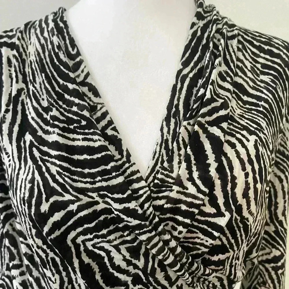 CHAUS Zebra Print Blouse S - Picture 5 of 7